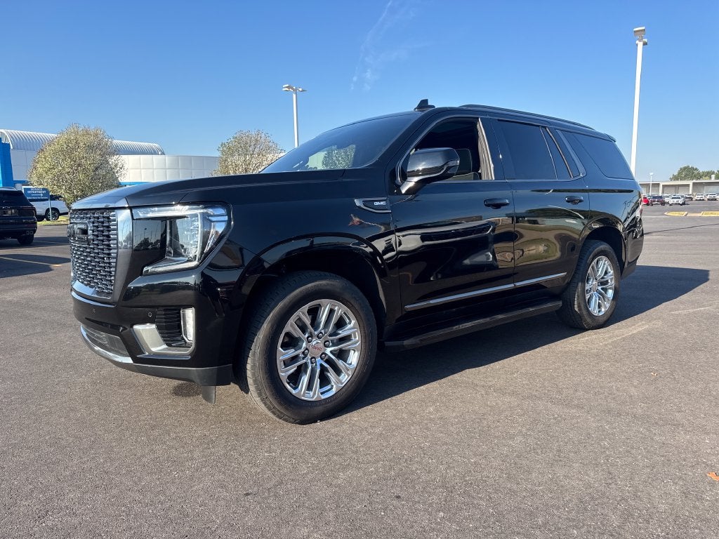 2022 GMC Yukon SLT