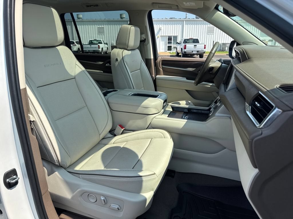 2022 GMC Yukon XL Denali