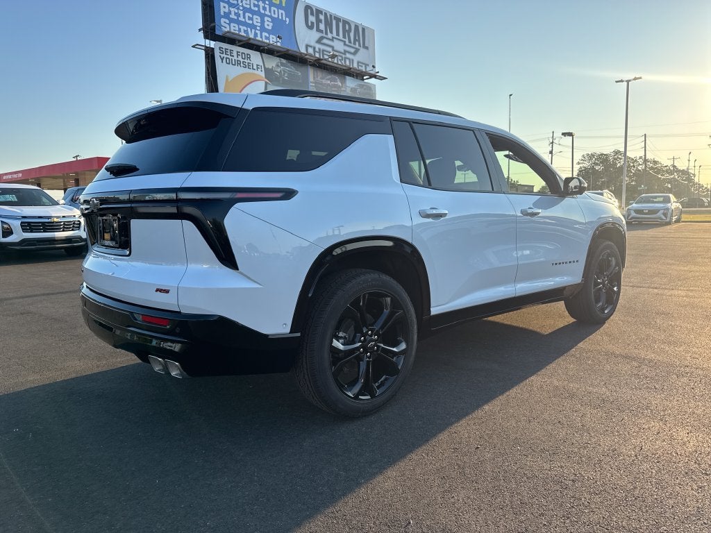 2027 Chevrolet Traverse RS