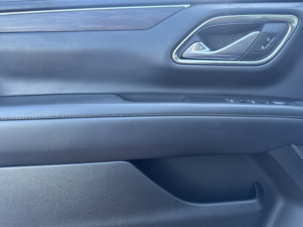 2023 Chevrolet Suburban LS