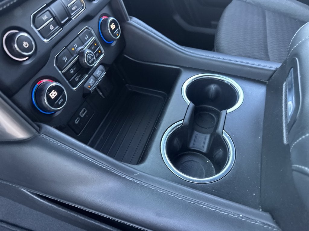 2023 Chevrolet Suburban LS