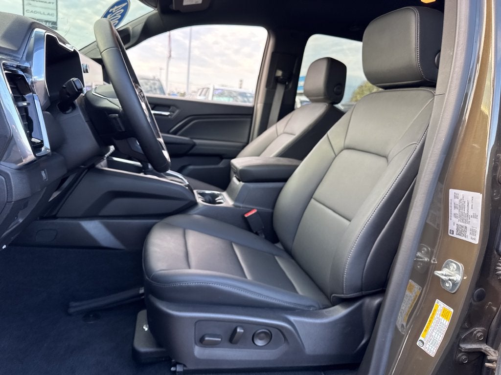 2025 GMC Canyon Elevation