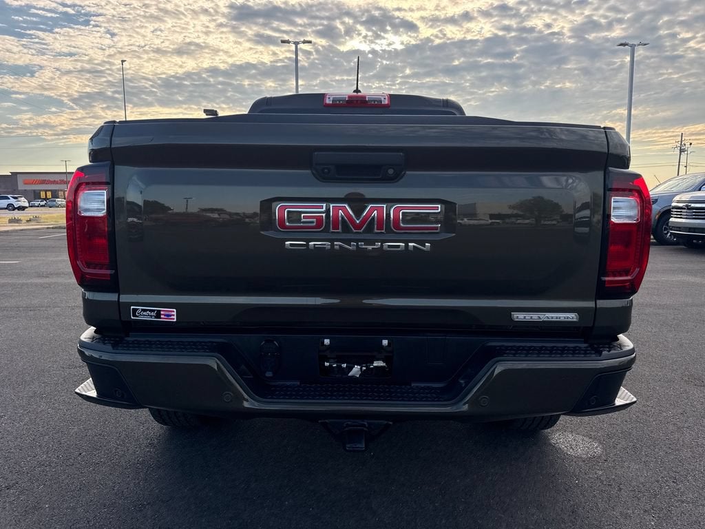 2025 GMC Canyon Elevation