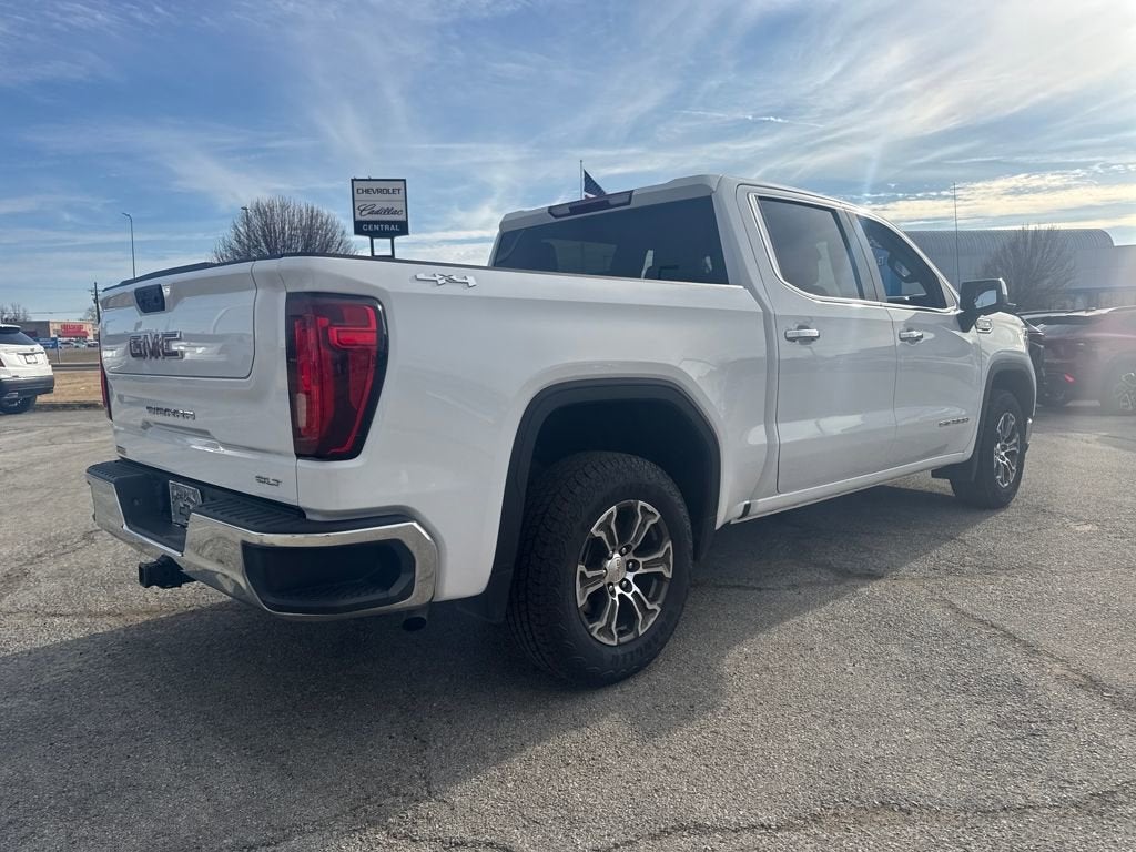 2024 GMC Sierra 1500 SLT