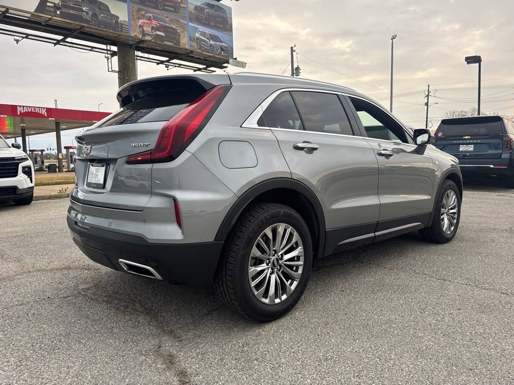 2025 Cadillac XT4 Premium Luxury