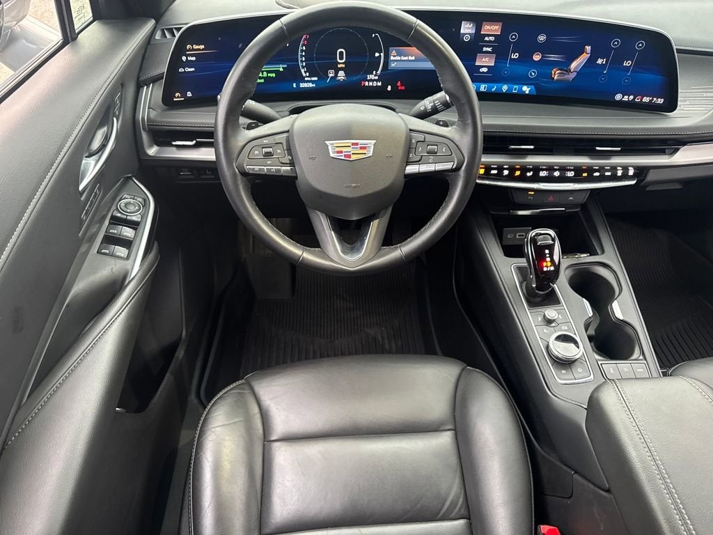 2025 Cadillac XT4 Premium Luxury
