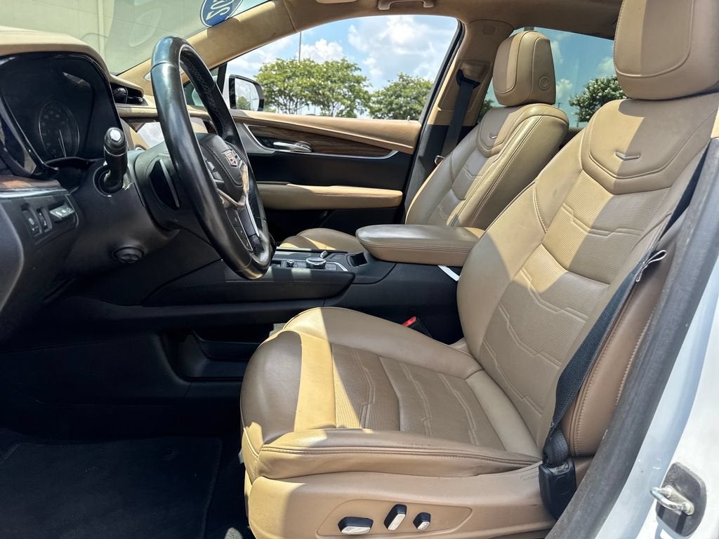 2021 Cadillac XT5 FWD Premium Luxury