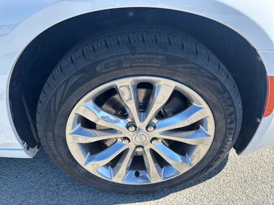 2021 Chrysler 300 Touring