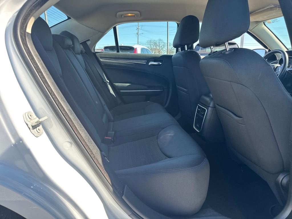 2021 Chrysler 300 Touring