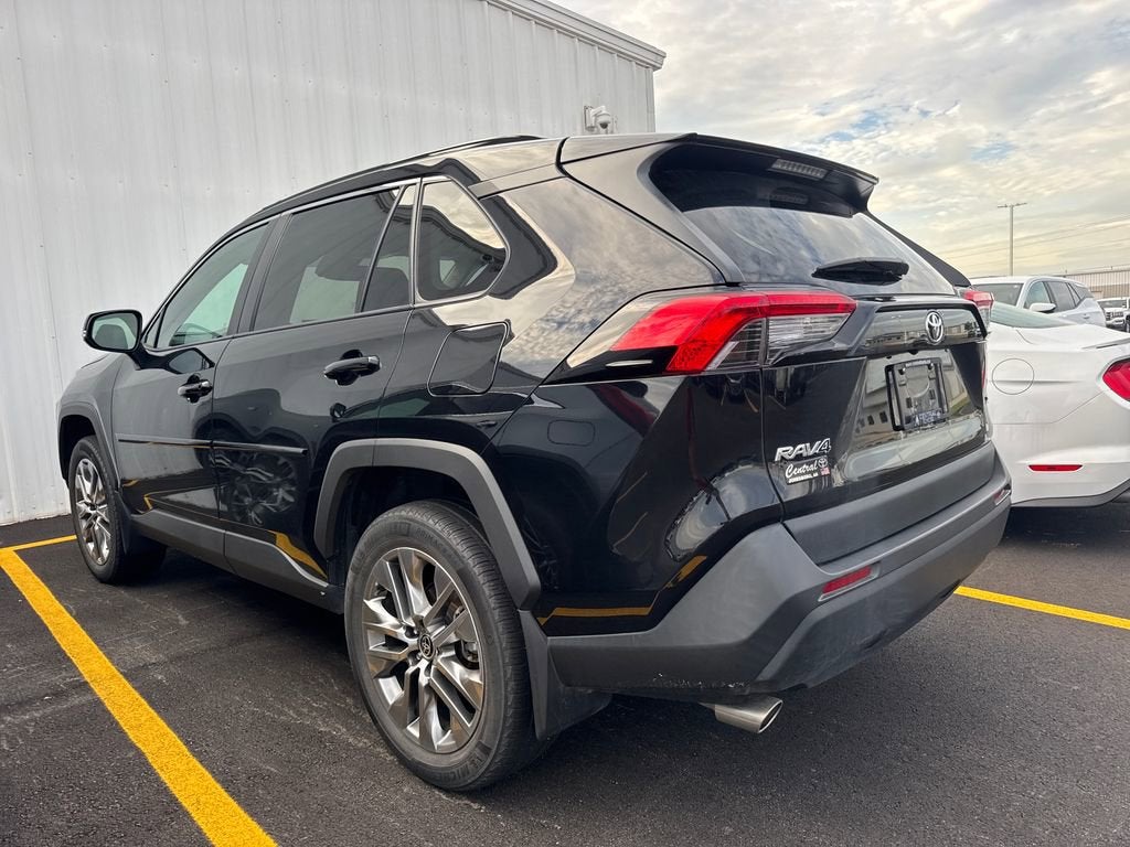 2022 Toyota RAV4 XLE Premium