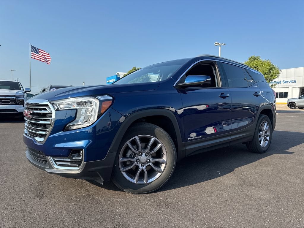 2023 GMC Terrain SLT