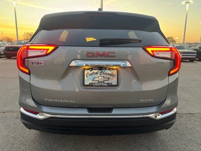 2024 GMC Terrain SLT