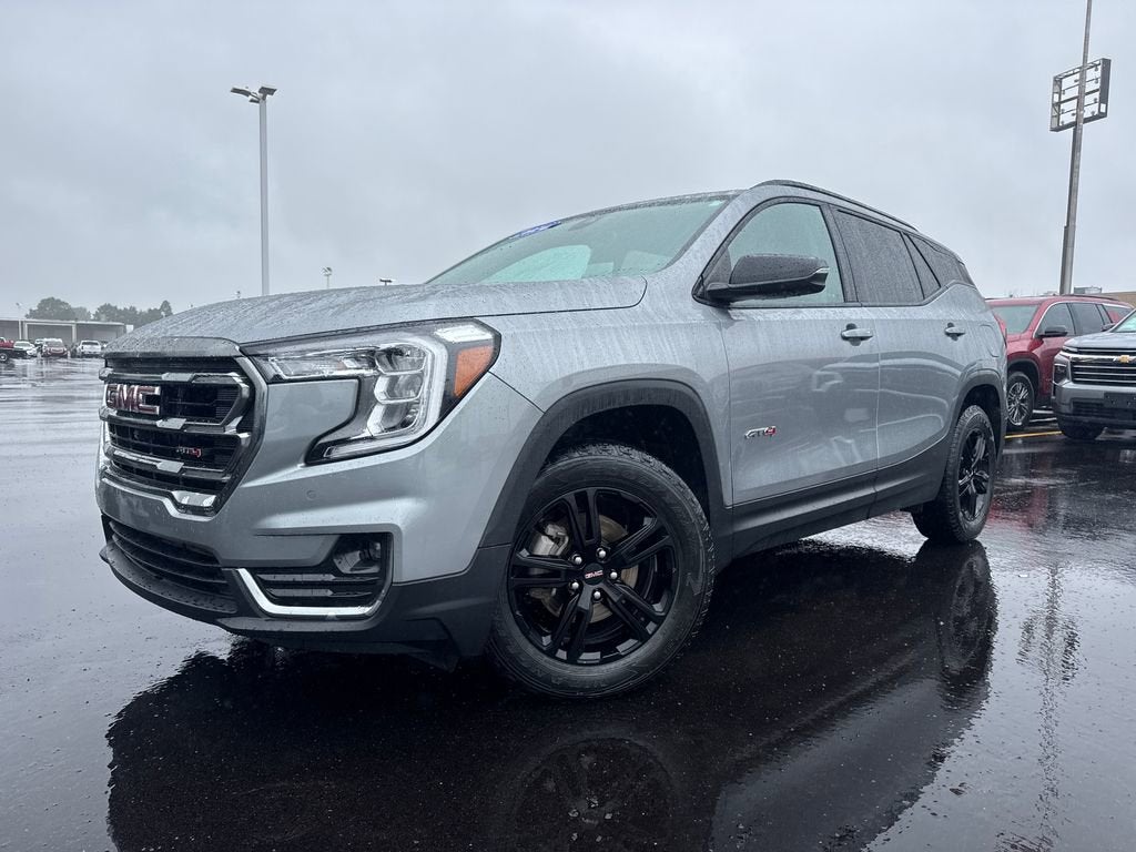 2024 GMC Terrain AT4