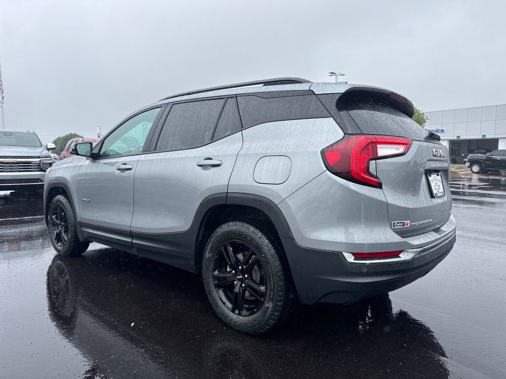2024 GMC Terrain AT4