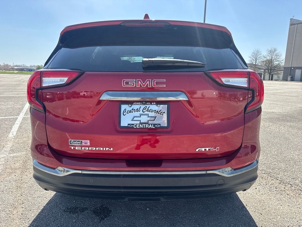 2024 GMC Terrain AT4