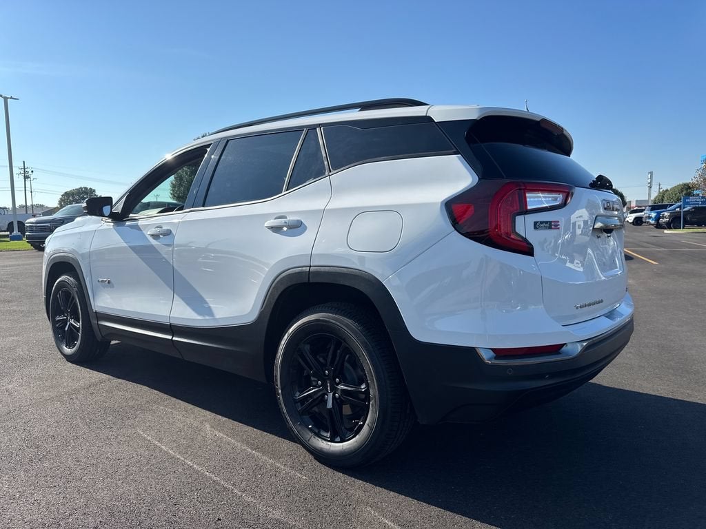 2024 GMC Terrain AT4