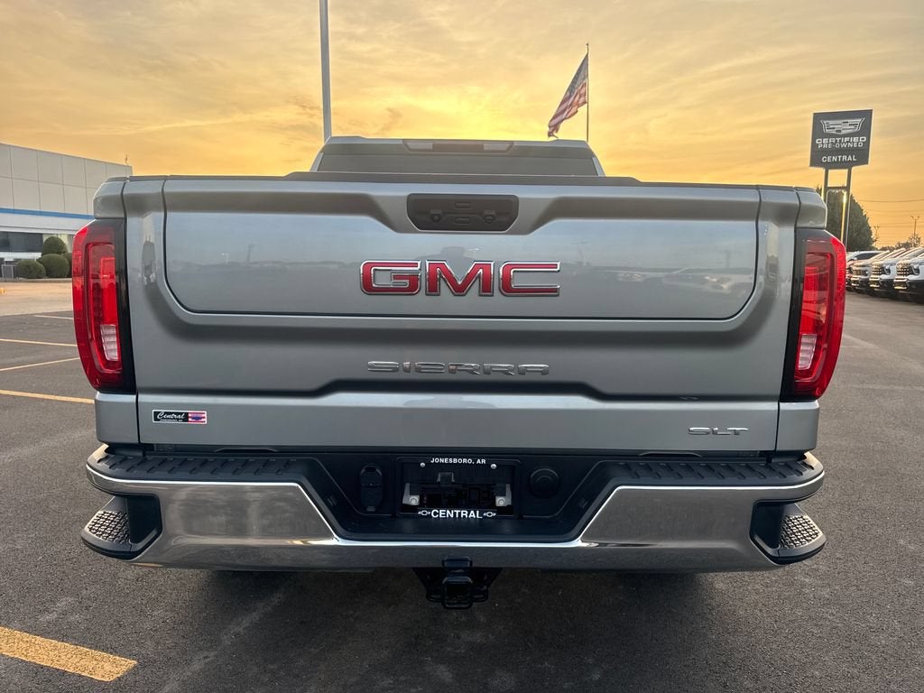 2025 GMC Sierra 1500 SLT