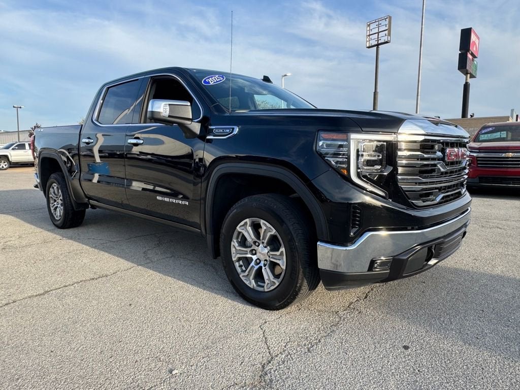2025 GMC Sierra 1500 SLT