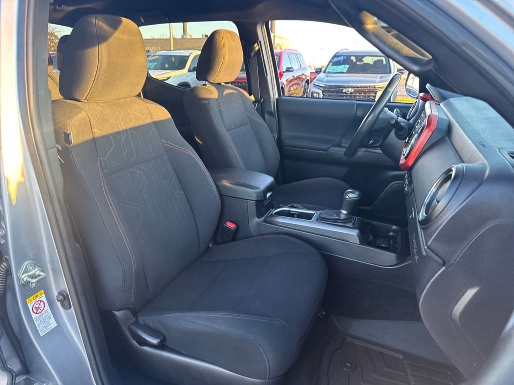 2020 Toyota Tacoma 2WD SR5