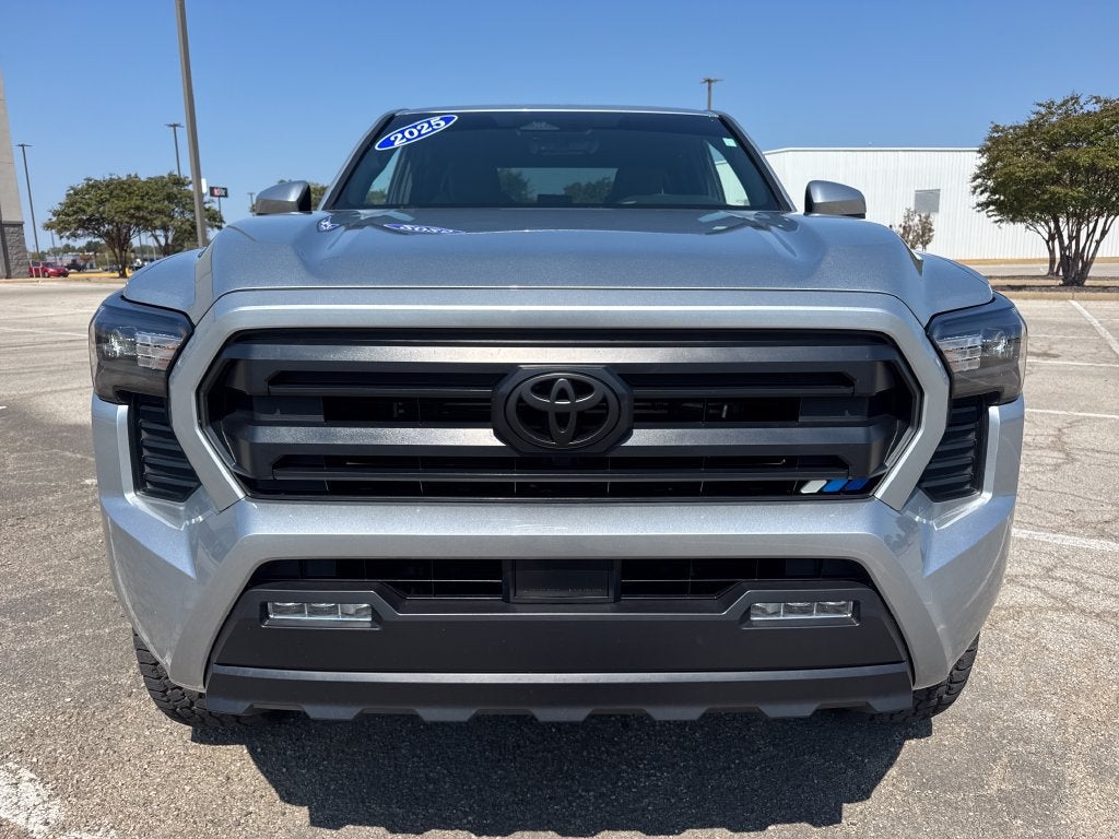 2025 Toyota Tacoma 4WD SR