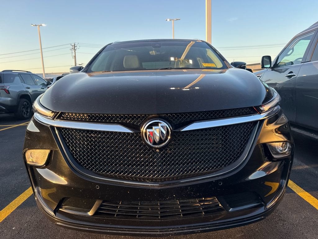 2022 Buick Enclave Essence