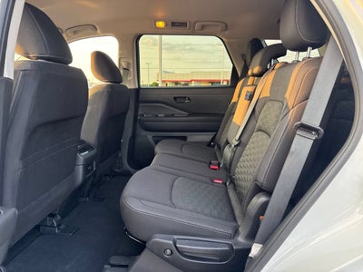 2024 Nissan Pathfinder SV