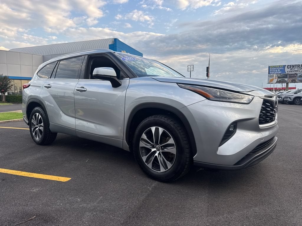 2022 Toyota Highlander XLE