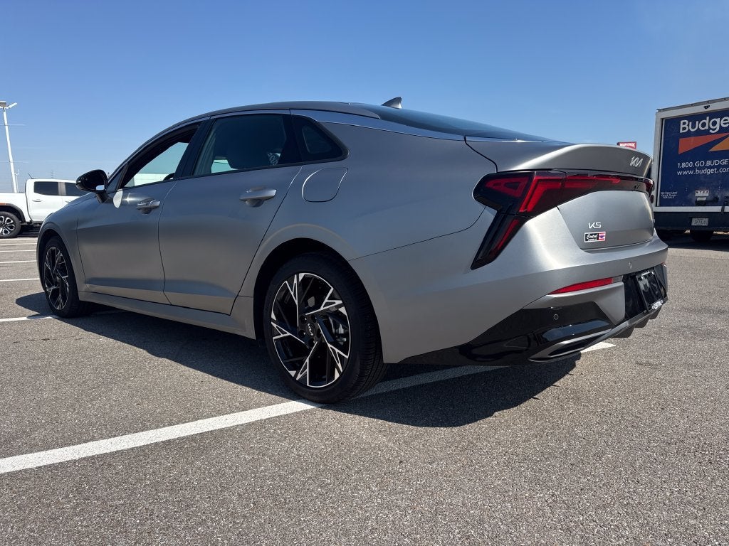 2025 Kia K5 GT-Line