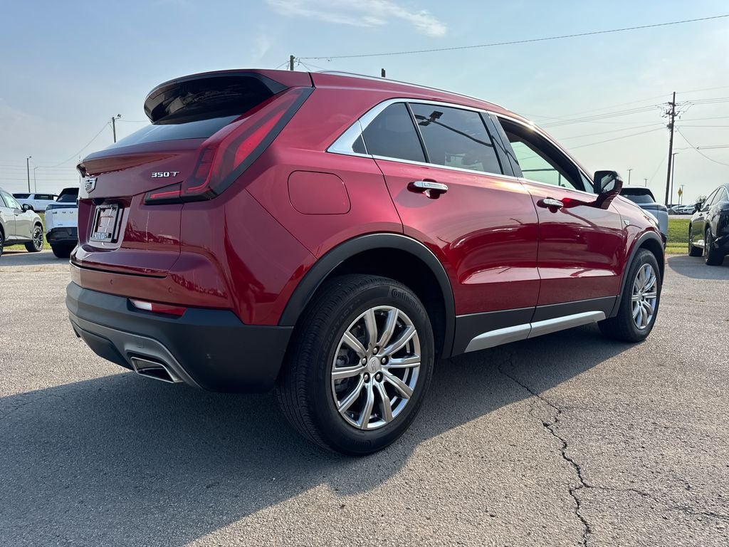 2022 Cadillac XT4 Premium Luxury