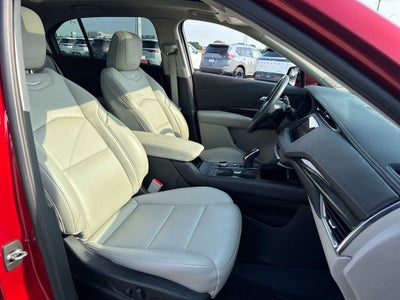 2022 Cadillac XT4 Premium Luxury
