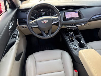 2022 Cadillac XT4 Premium Luxury