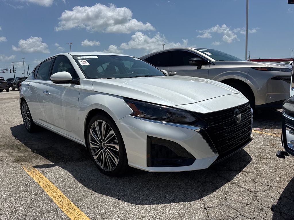 2023 Nissan Altima 2.5 SL