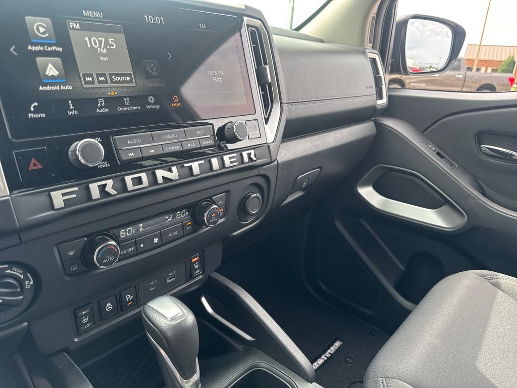 2025 Nissan Frontier SV