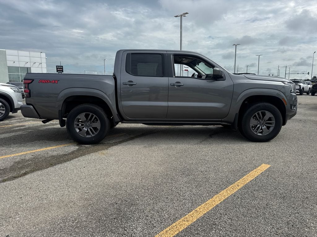 2025 Nissan Frontier SV