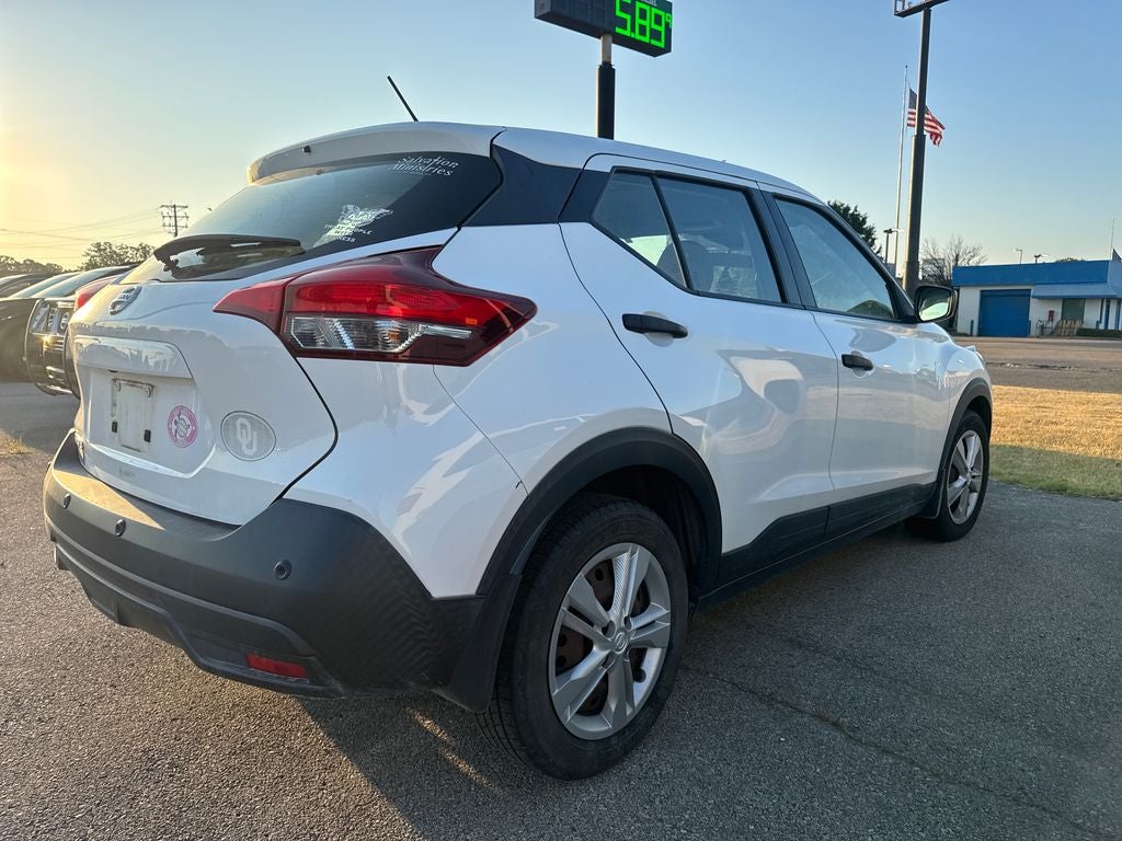 2020 Nissan Kicks S