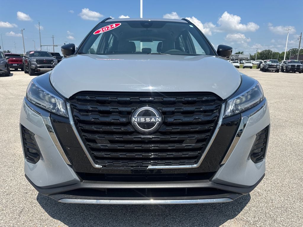 2024 Nissan Kicks SR