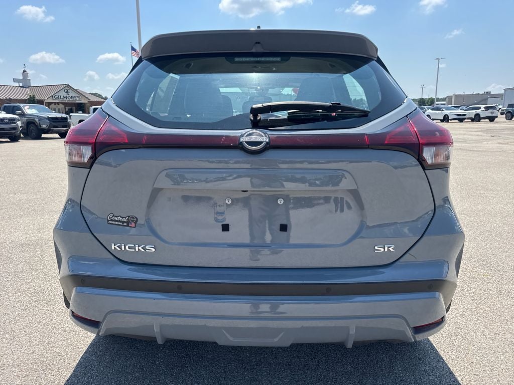 2024 Nissan Kicks SR