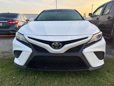 2020 Toyota Camry SE