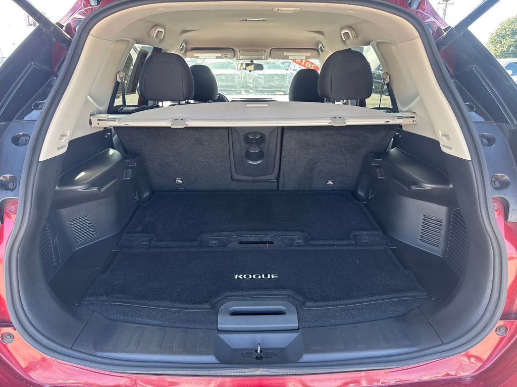 2018 Nissan Rogue SV