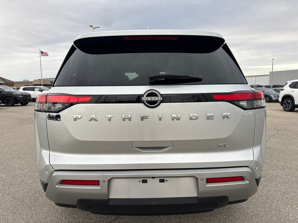 2024 Nissan Pathfinder SL