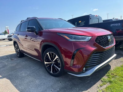 2022 Toyota Highlander XSE