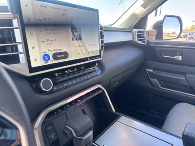 2024 Toyota Sequoia SR5