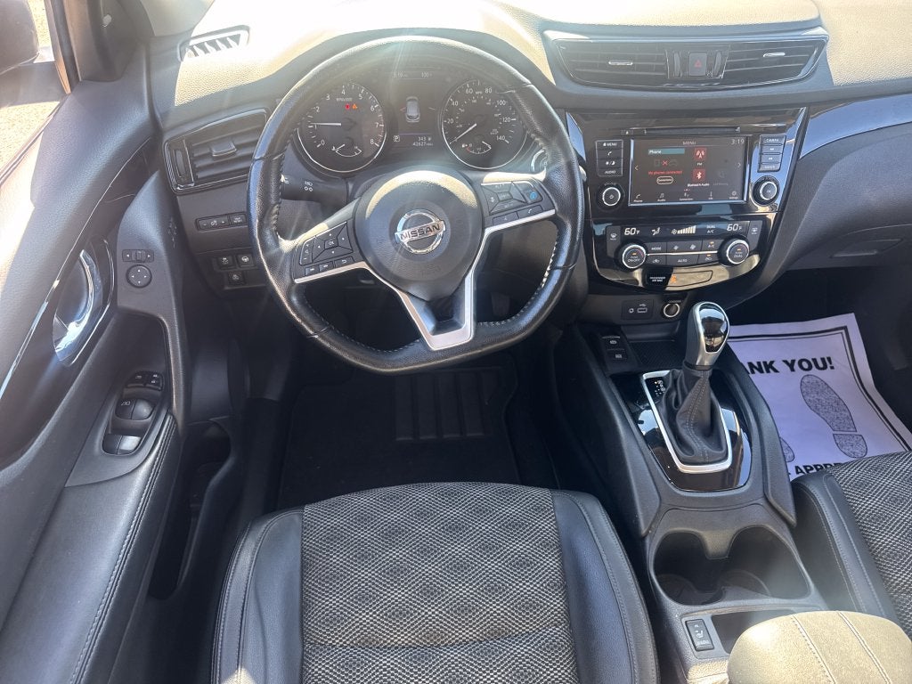 2022 Nissan Rogue Sport SV