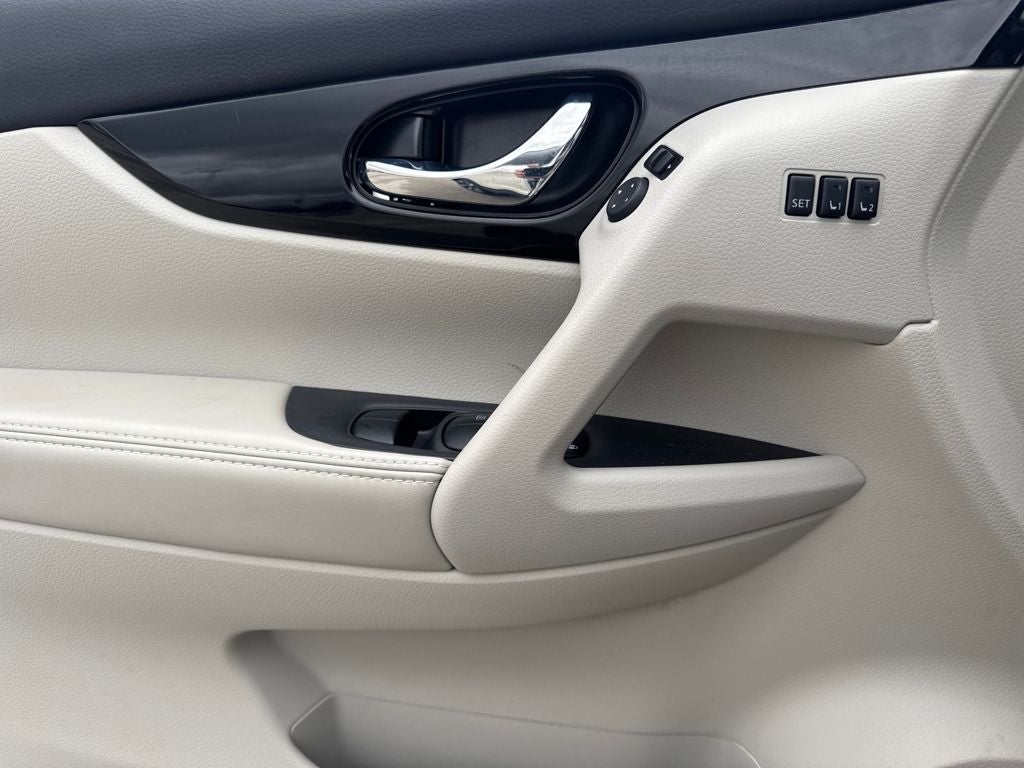 2021 Nissan Rogue Sport SL