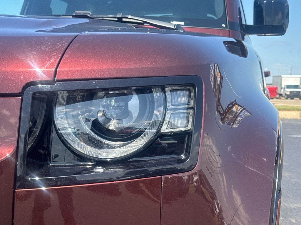 2025 Land Rover Defender 110 Sedona Red