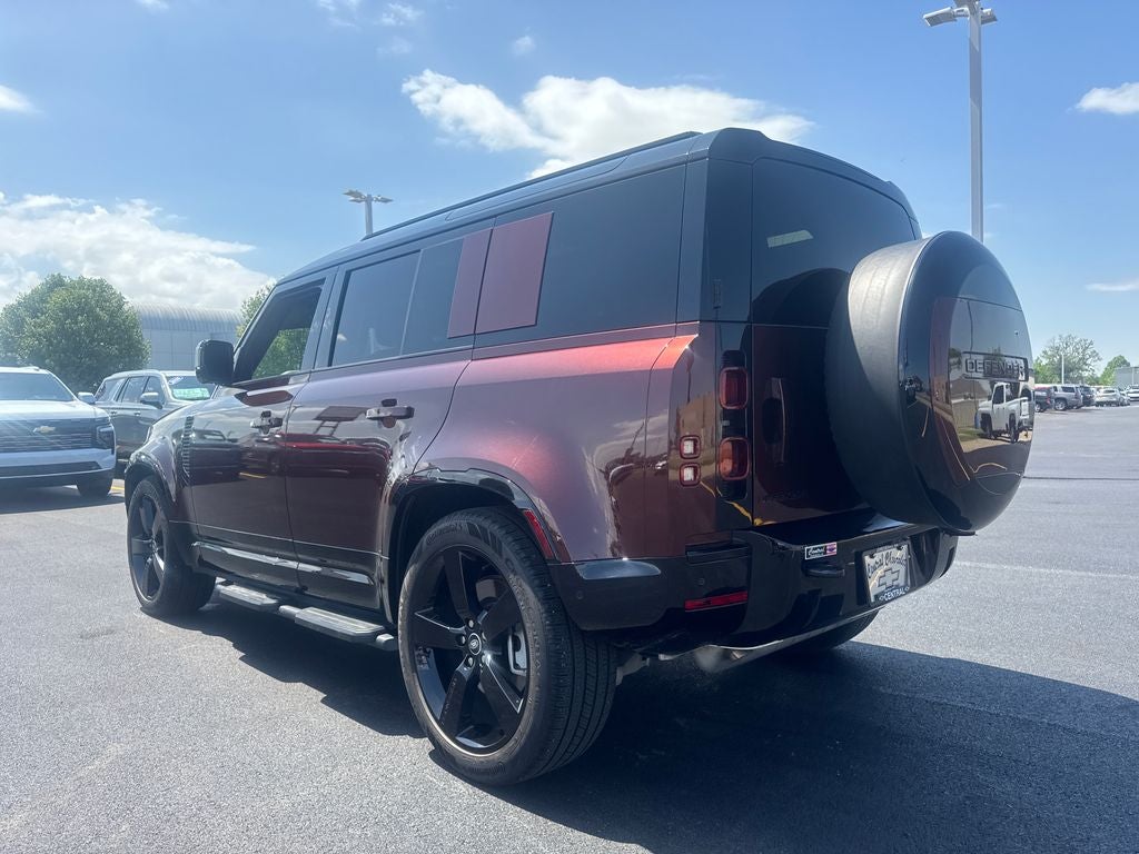2025 Land Rover Defender 110 Sedona Red